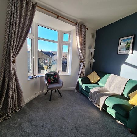 Modern River View Mytholmroyd Apartment Exterior foto